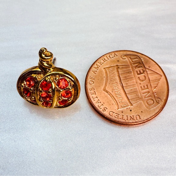 Goldtone Red Bling Fall Autumn Festive Halloween Pumpkin Pierced Earrings - Picture 4 of 4